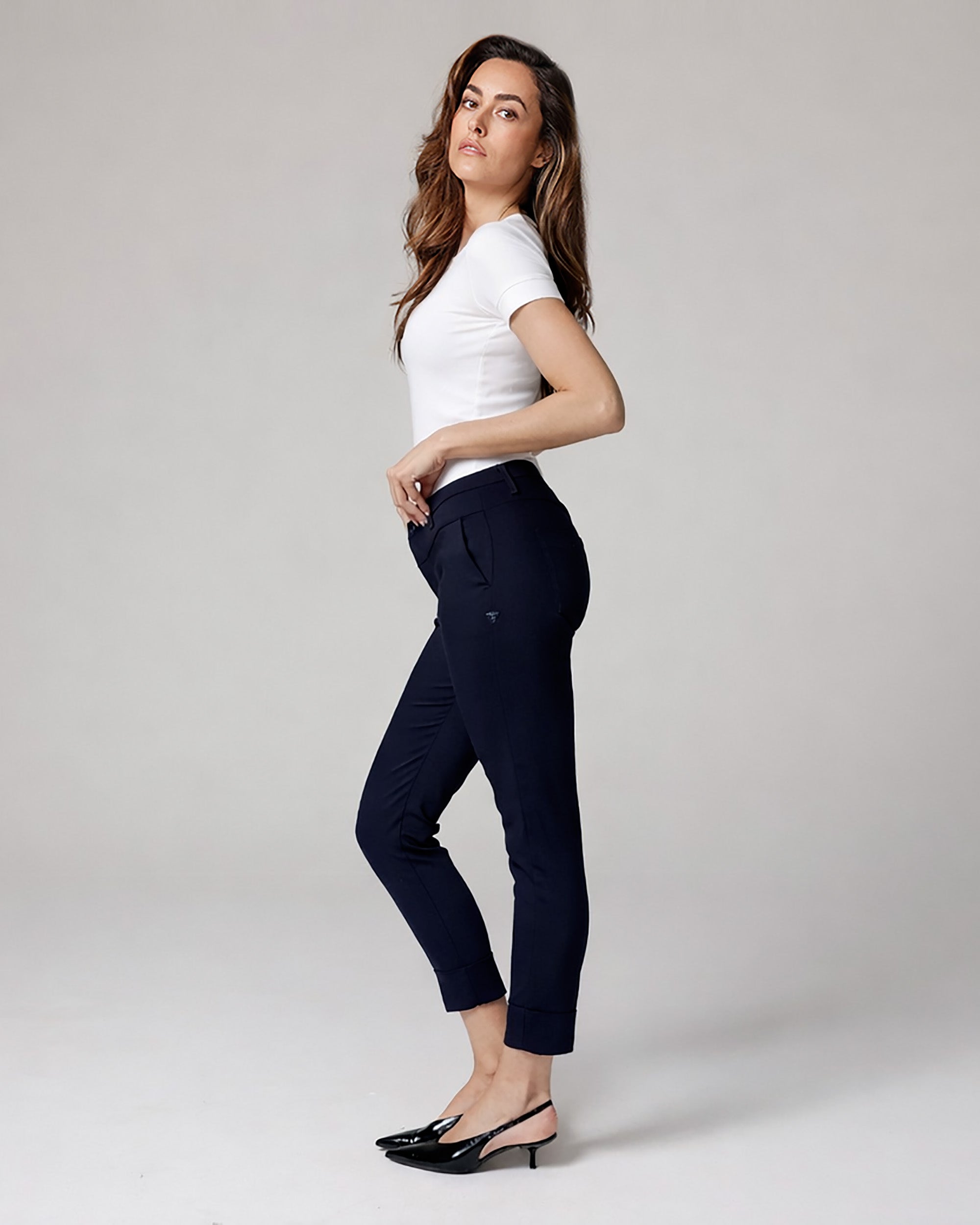Navy Chinos | The Lola Zweitbild