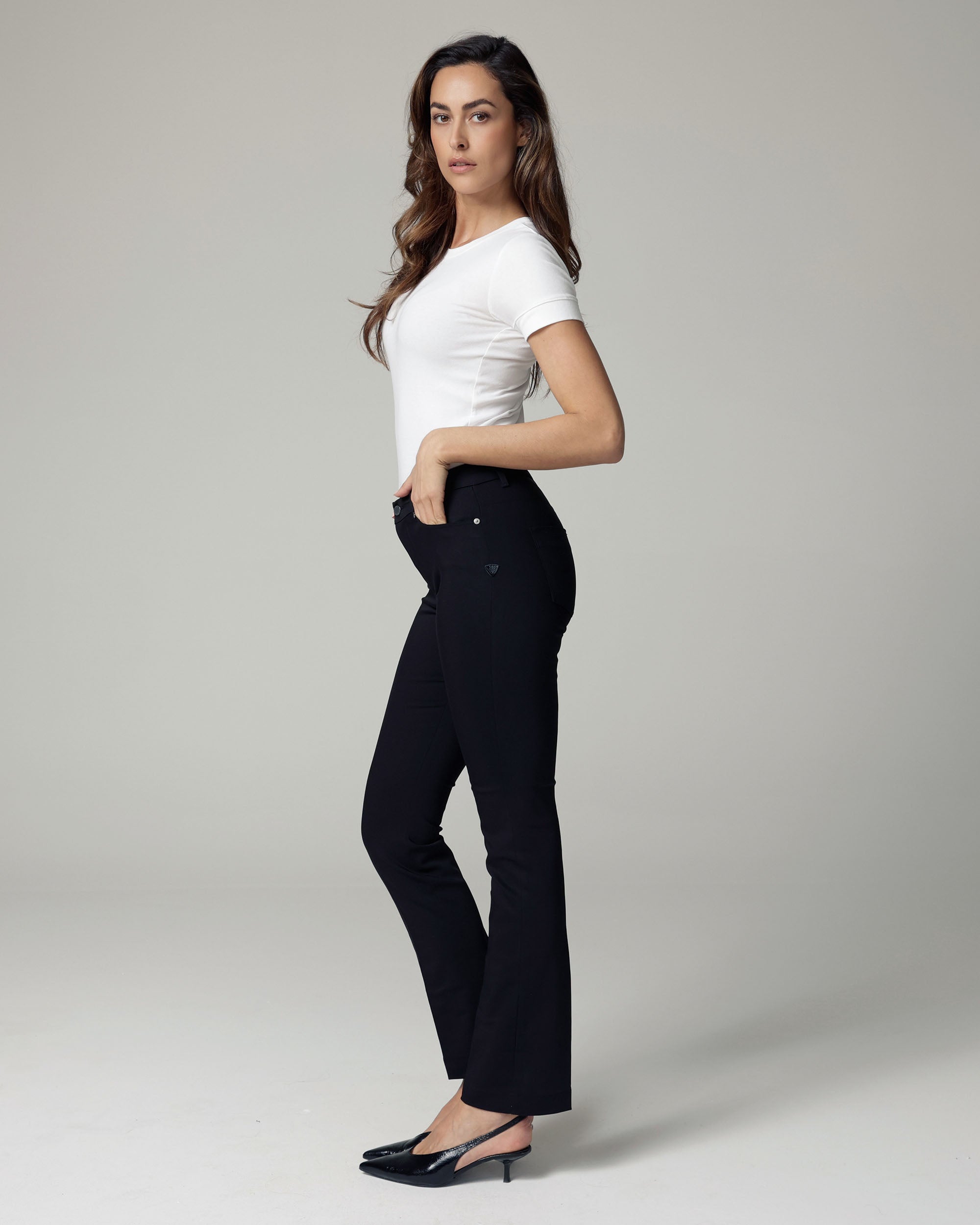 Black Bootcut Trousers | The Venezia Zweitbild