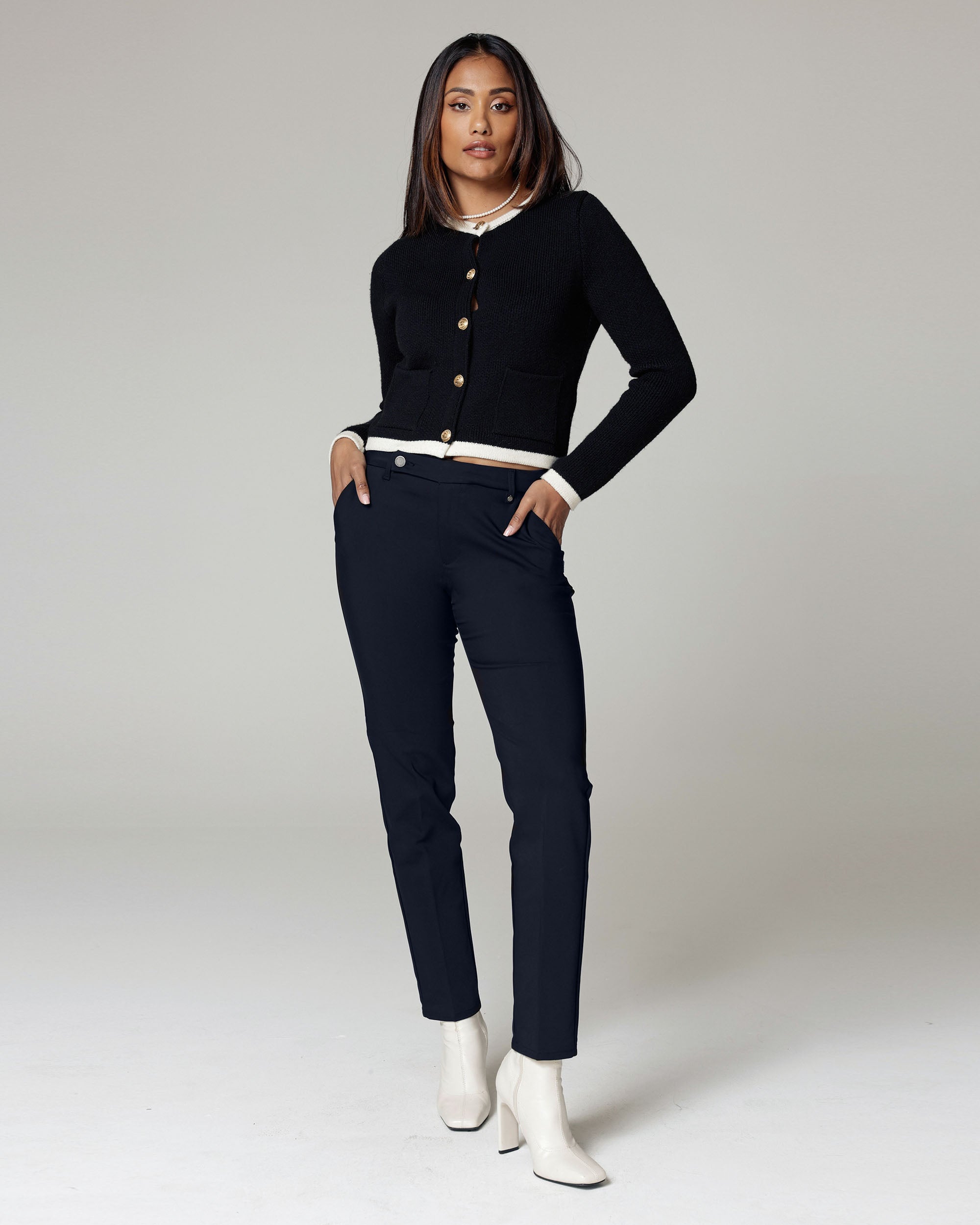 Navy Chinos | The Latina Hauptbild