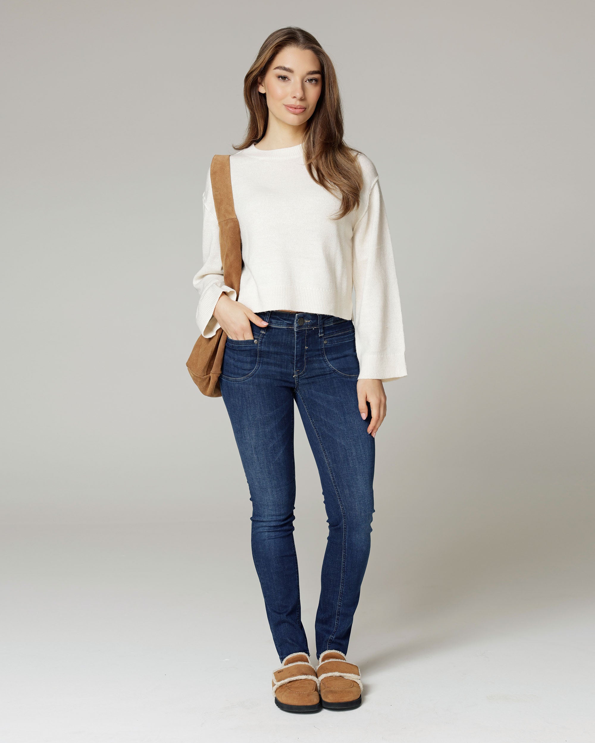 Dark Effect-Wash Jeans | The Verona Hauptbild