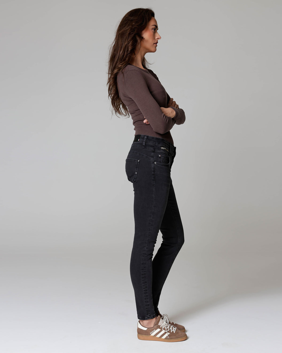 Blue Black Skinny Jeans, The Manuela, side view
