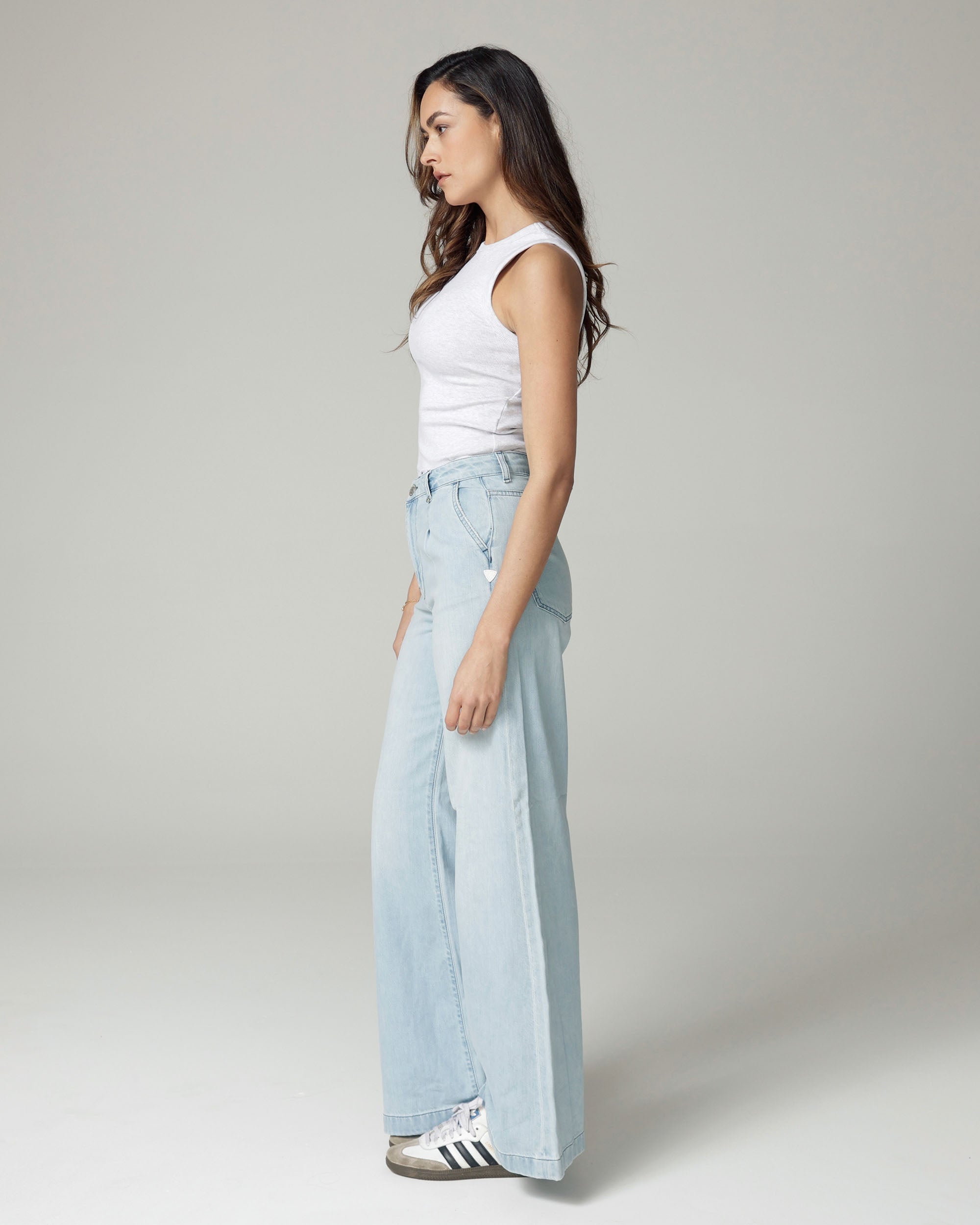 Gebleichte Blaue Wide-Leg High-Rise Jeans | The Diba