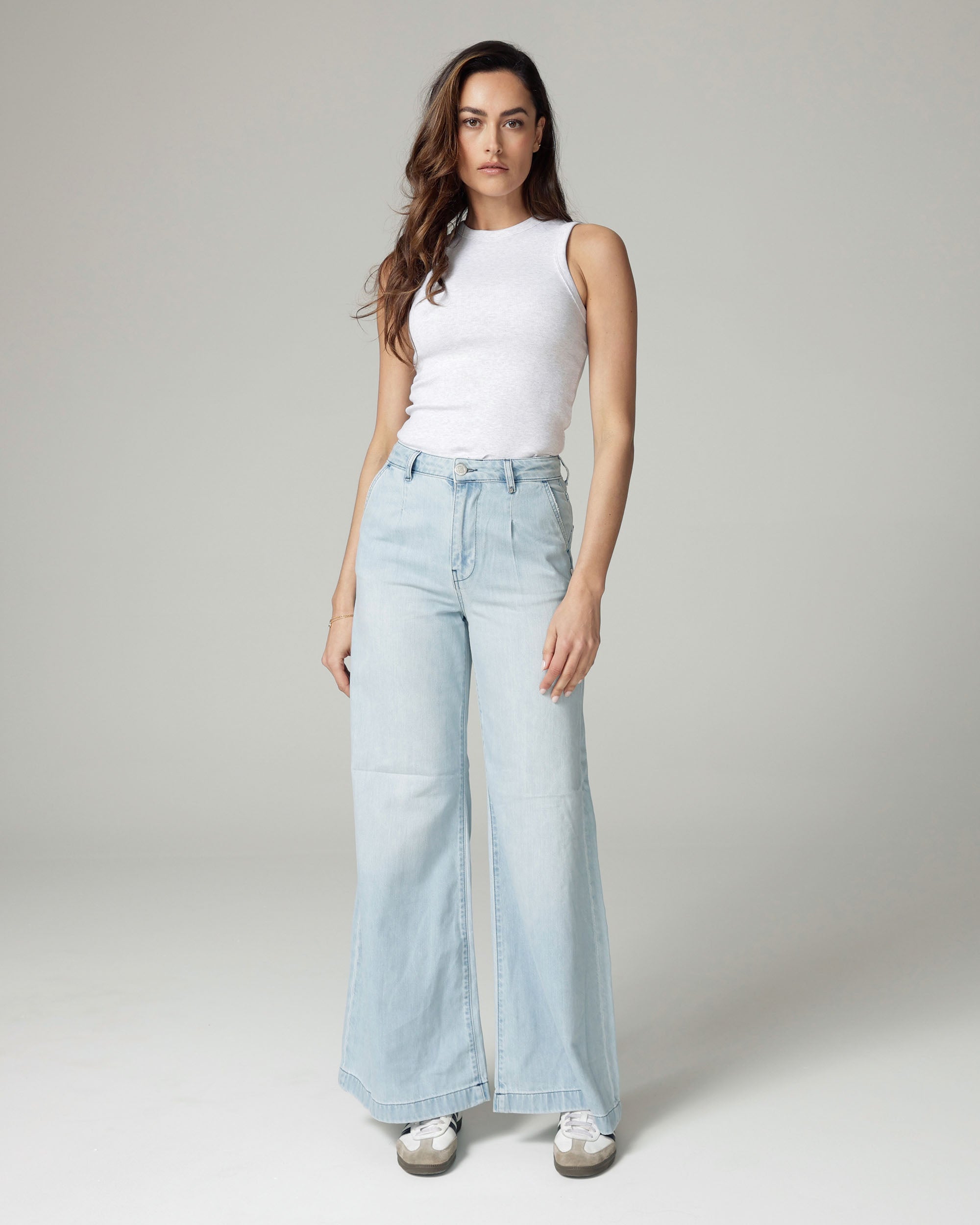 Gebleichte Blaue Wide-Leg High-Rise Jeans | The Diba
