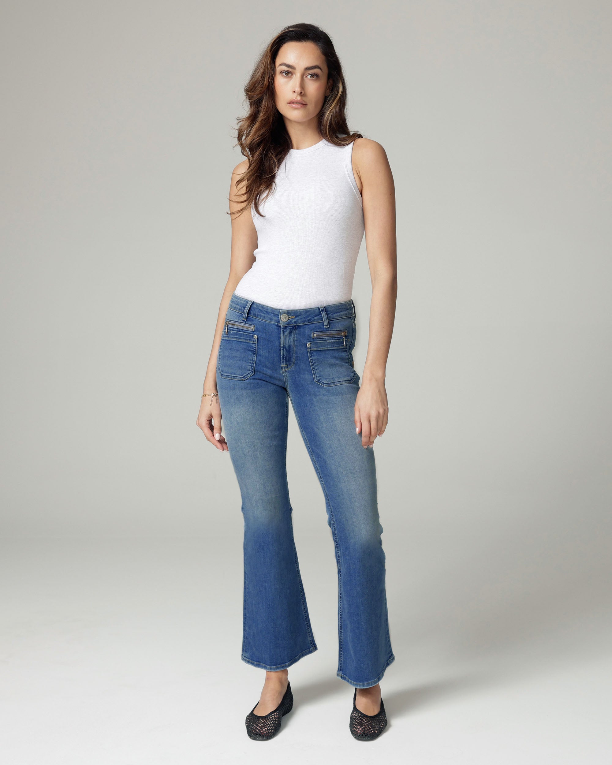 Super Vintage Blue Flare High-Rise Jeans | The Catania Hauptbild