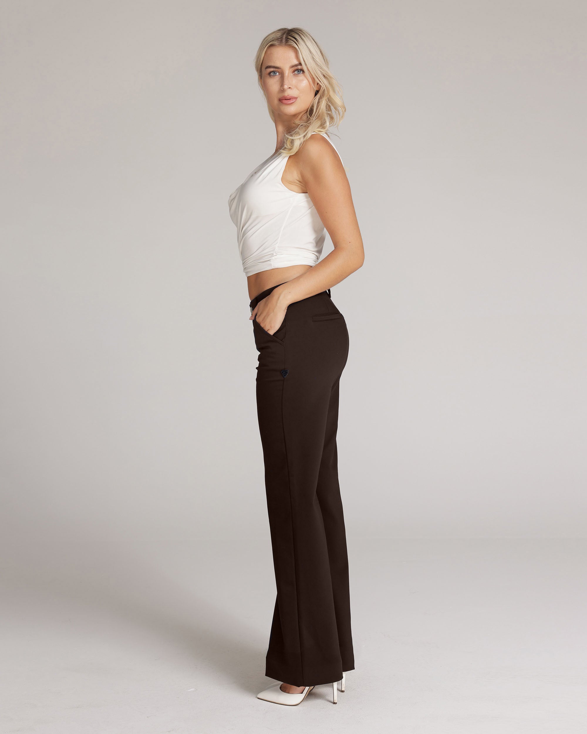 Dark Brown Wide-Leg High-Rise Pants | The Atena Zweitbild