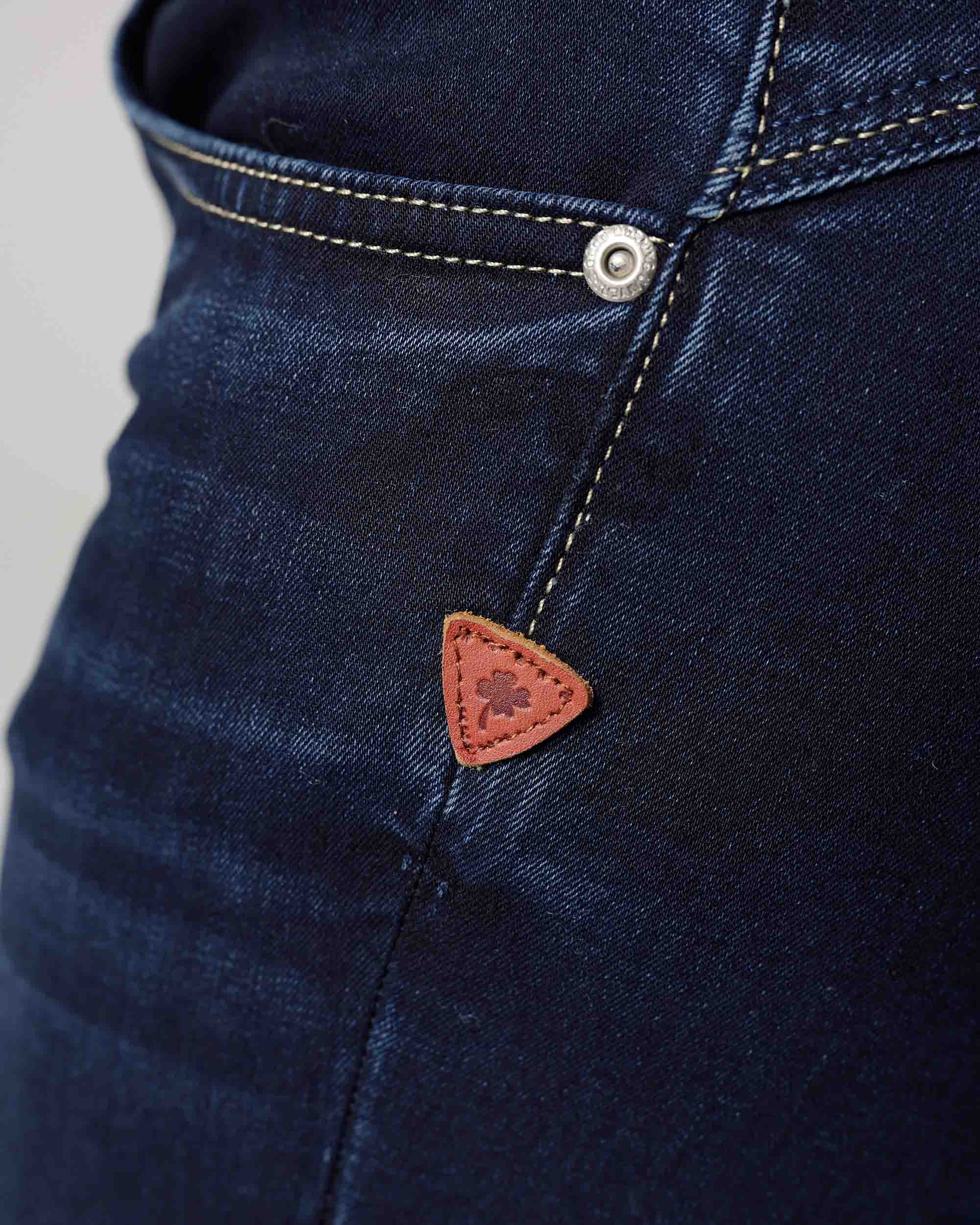 Dark Blue Straight Jeans | The Belinda