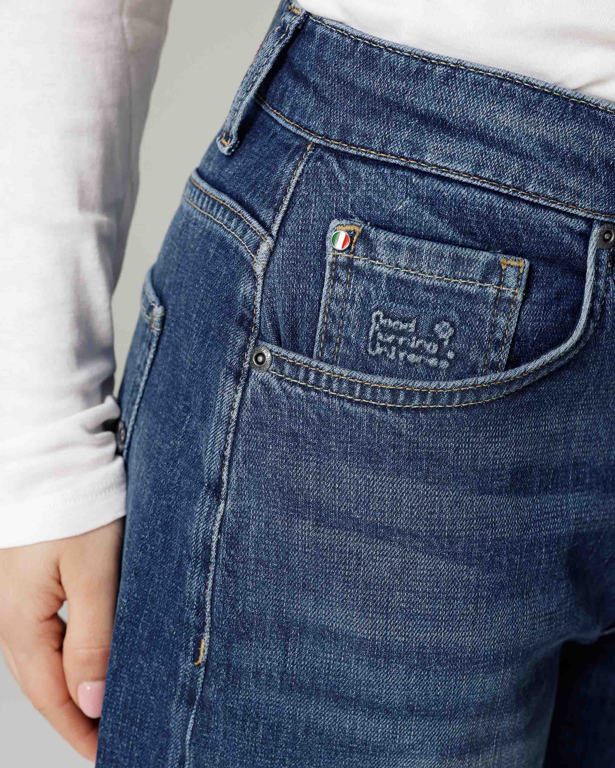 Mid-Blue Half Barrel Jeans | The Lara