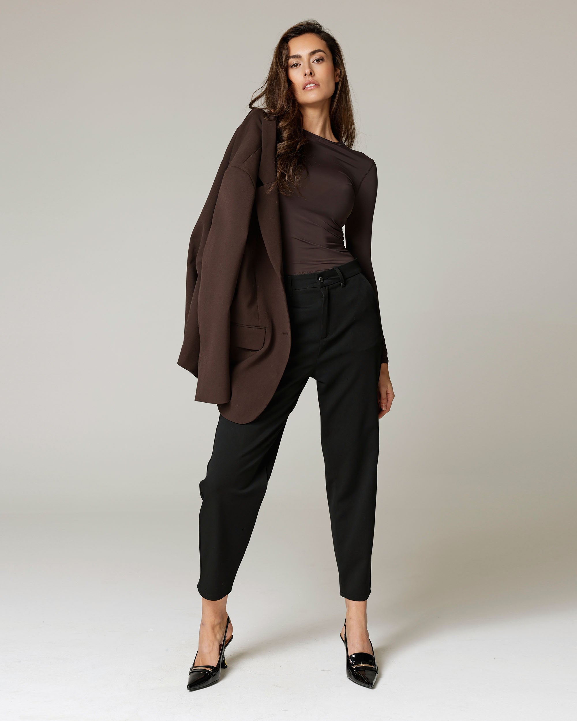 Black Barrel Jeans | The Anabel