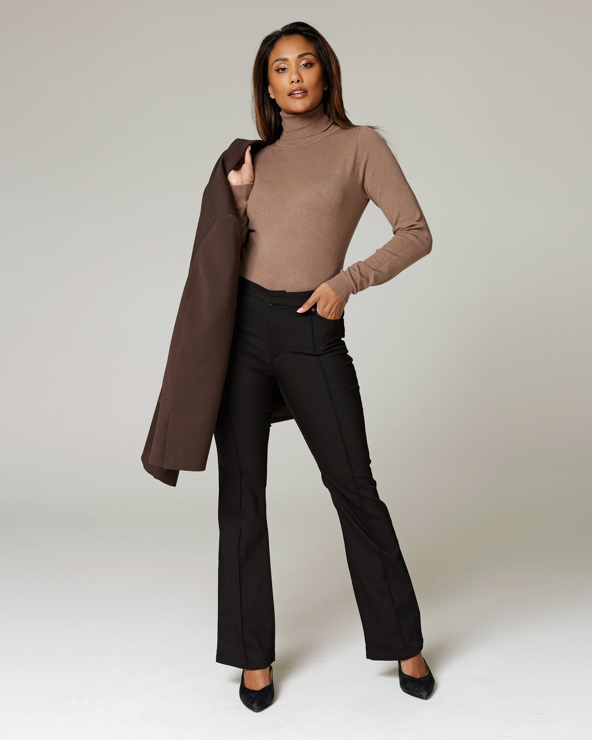 Black Tailored Trousers | The Donna Hauptbild