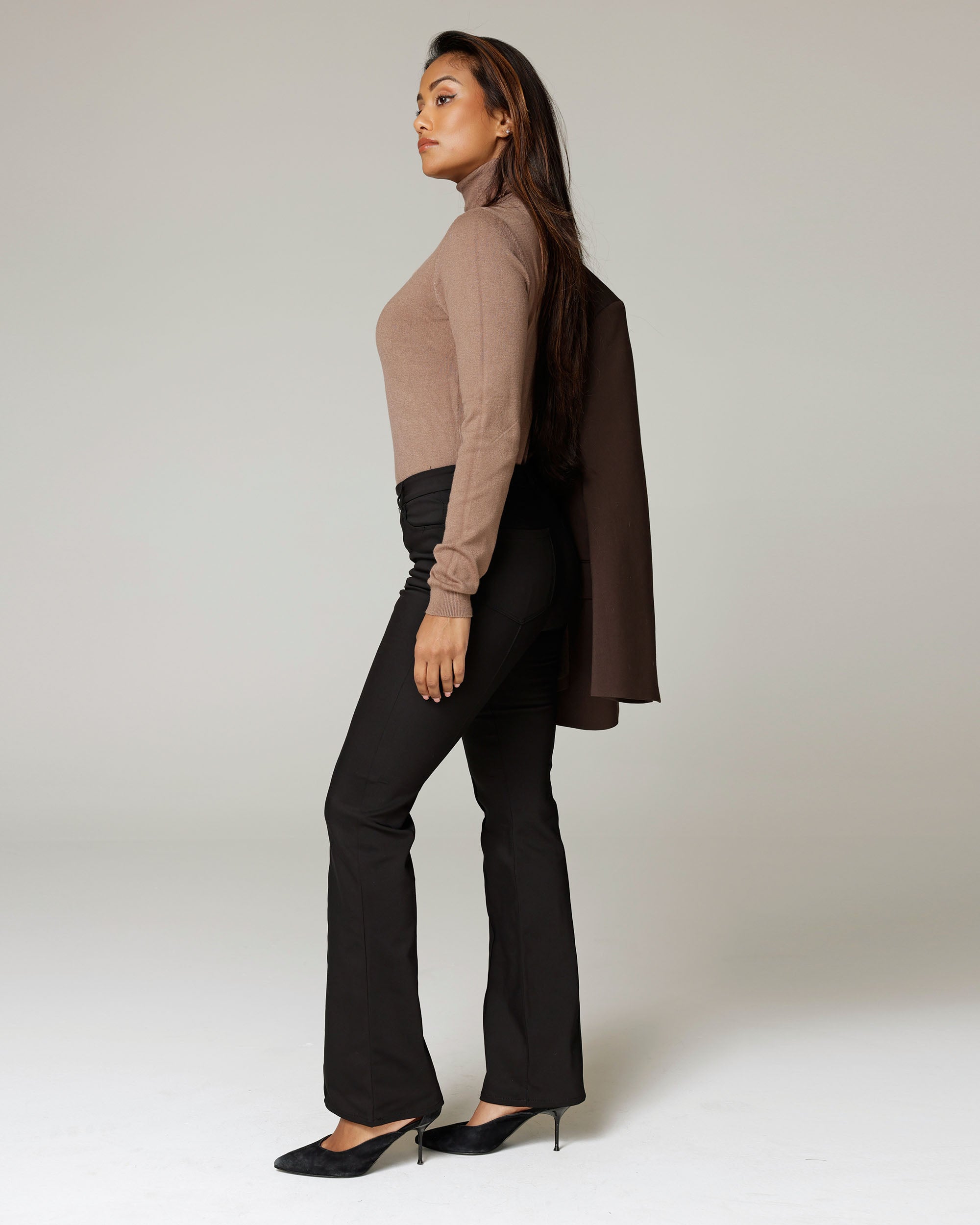 Black Tailored Trousers | The Donna Zweitbild