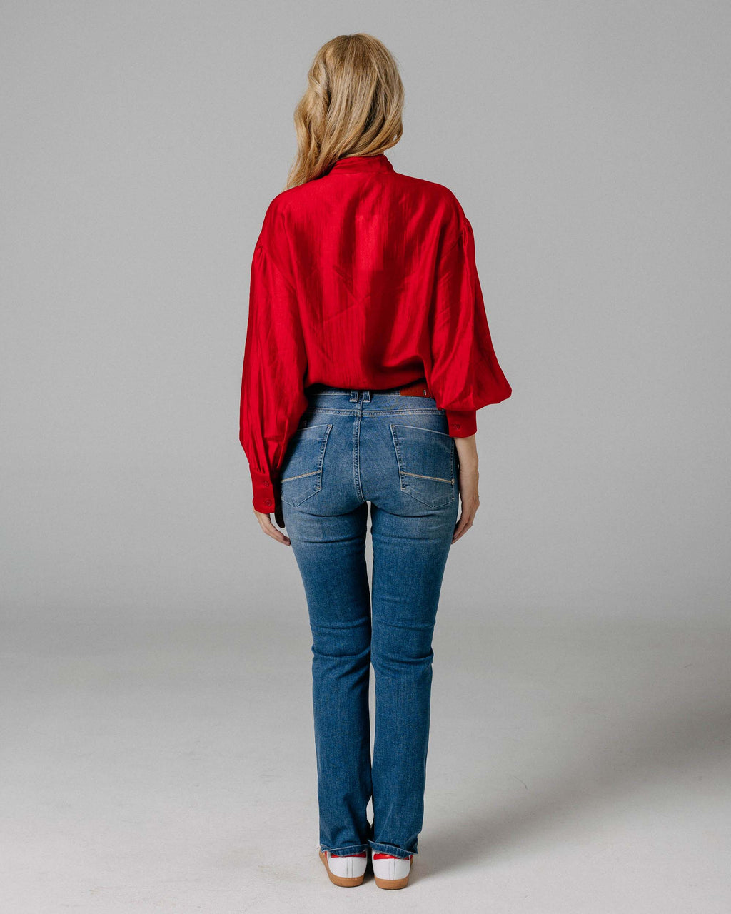 Medium Blue Straight Jeans | The Diamond