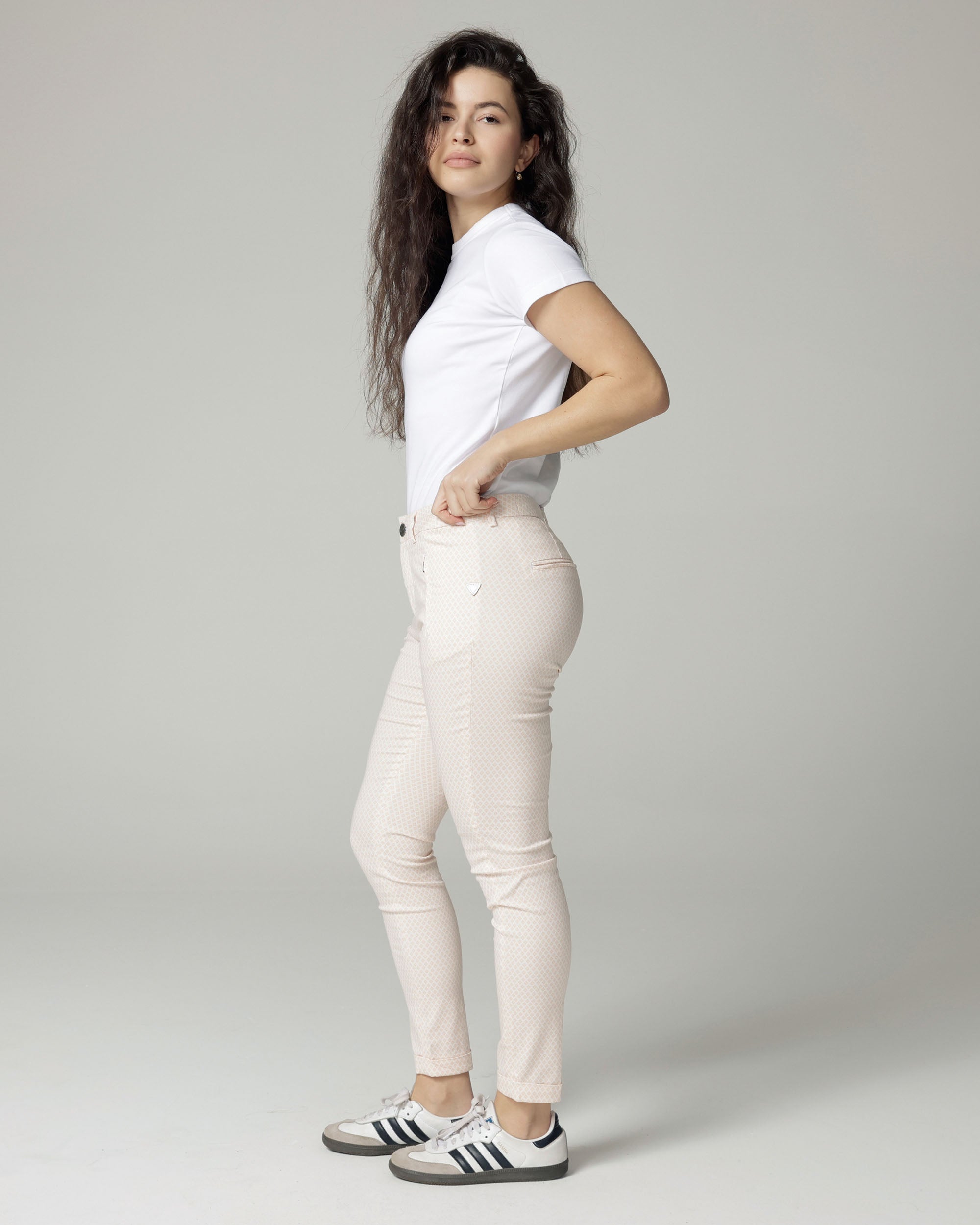 Ivory/Nude Printed Slim Pants | The Terry Zweitbild