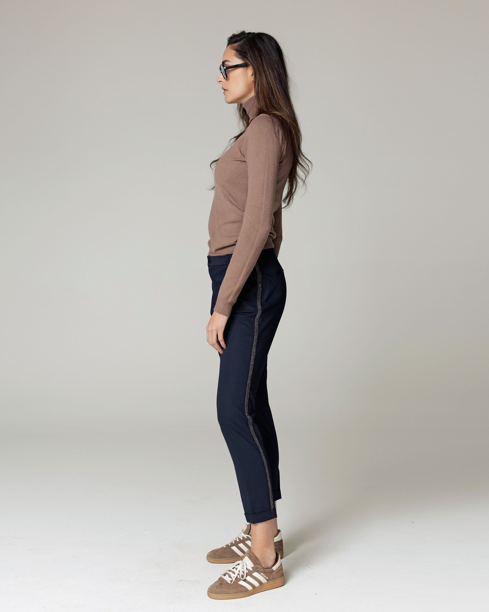 Navy Chino Trousers with Details | Lea Deco Zweitbild