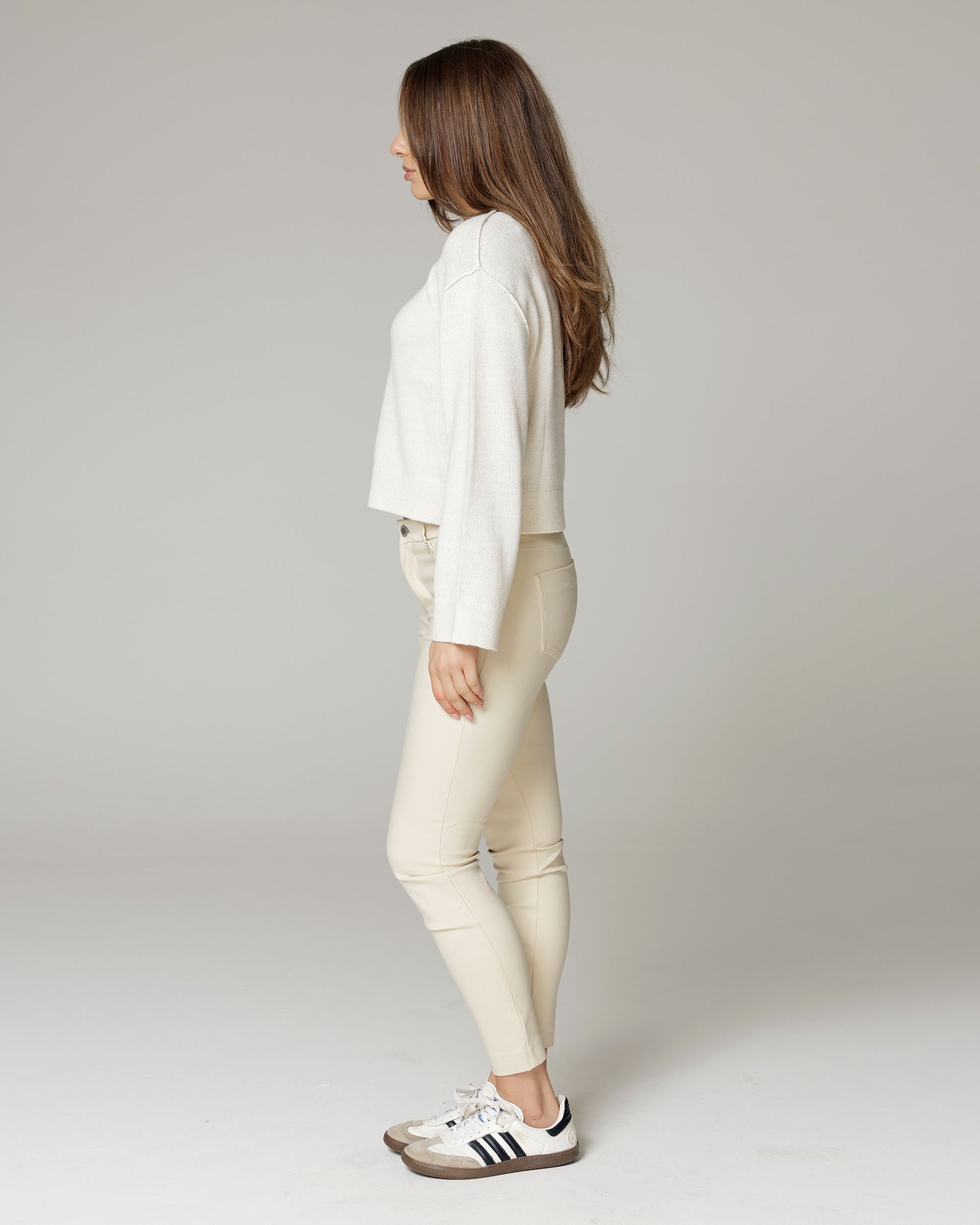 Cream Skinny Trousers | The Amara Zweitbild
