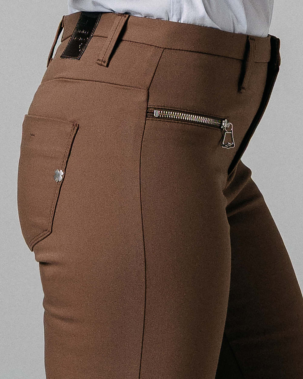 Coffee Skinny Trousers | The Elisa